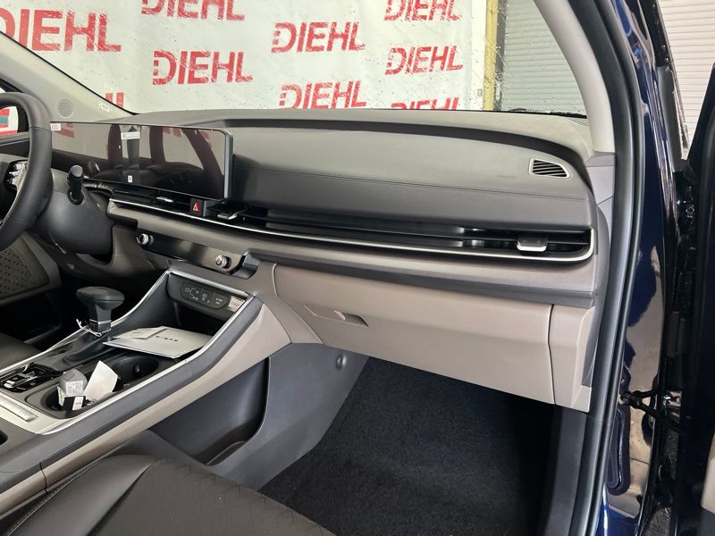 New 2027 Kia Carnival MPV Van