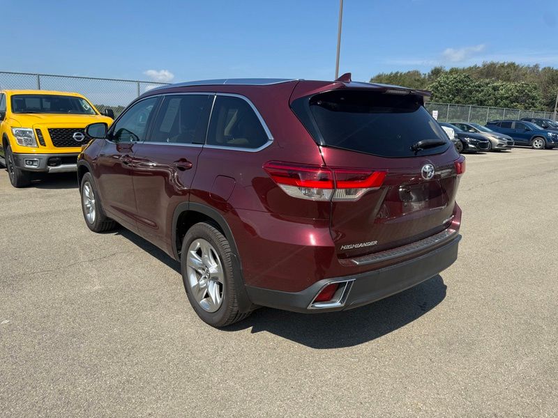 Used 2017 Toyota Highlander SUV