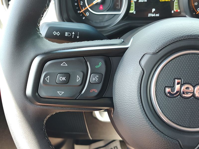 Used 2025 Jeep Wrangler SUV
