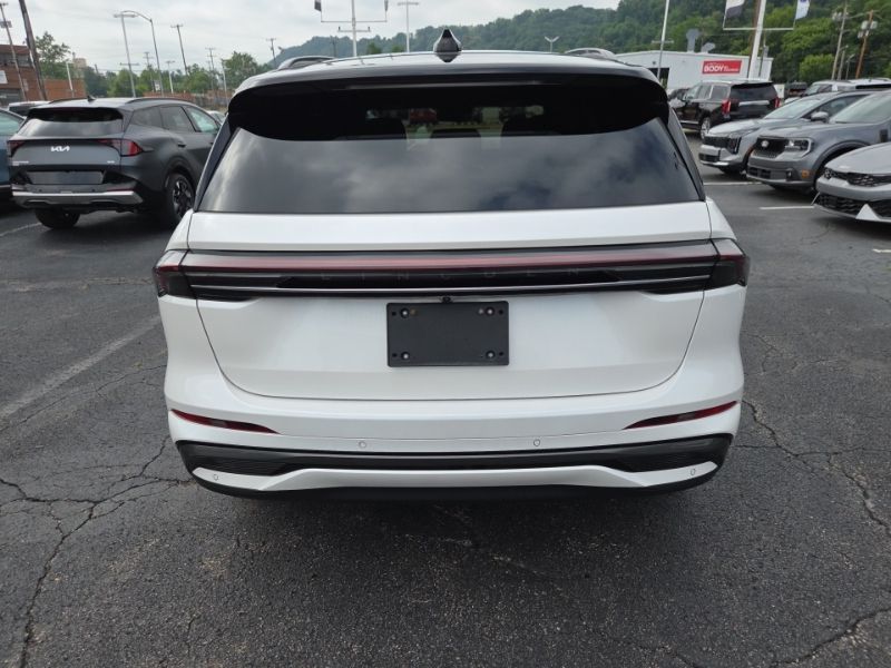 Used 2025 Lincoln Nautilus SUV