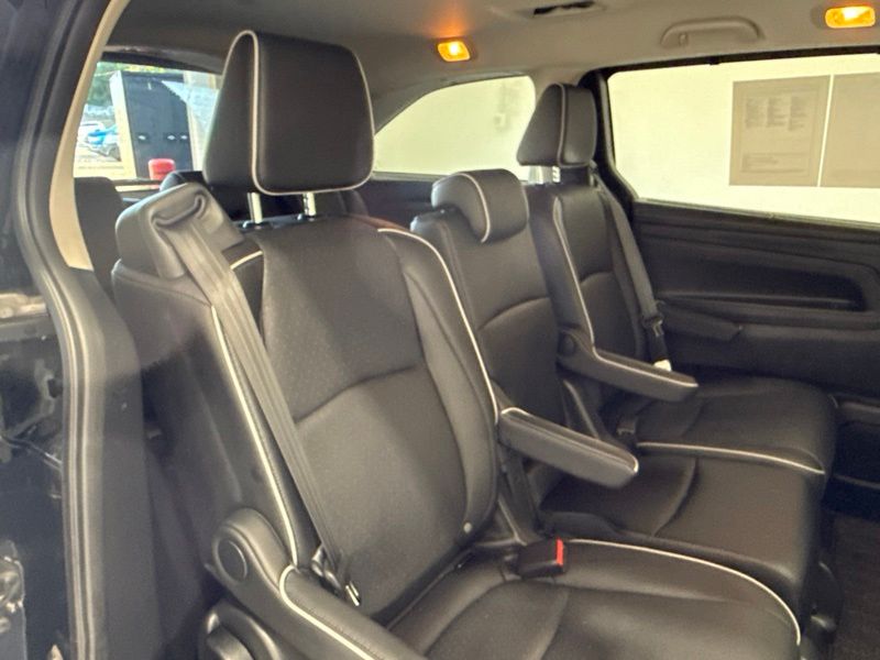 Used 2025 Honda Odyssey Van