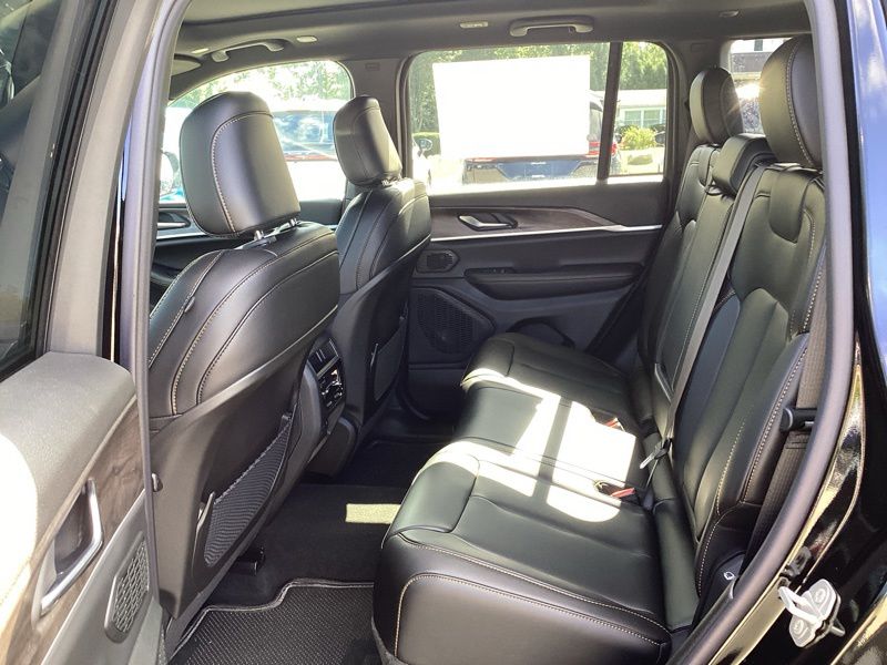 New 2026 Jeep Grand Cherokee SUV