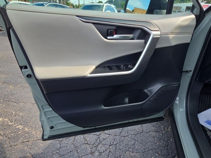 Used 2019 Toyota RAV4 SUV