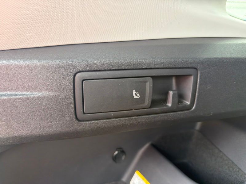 Used 2025 Volkswagen Tiguan SUV