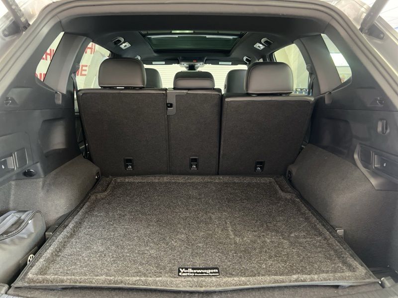 Used 2024 Volkswagen Tiguan SUV