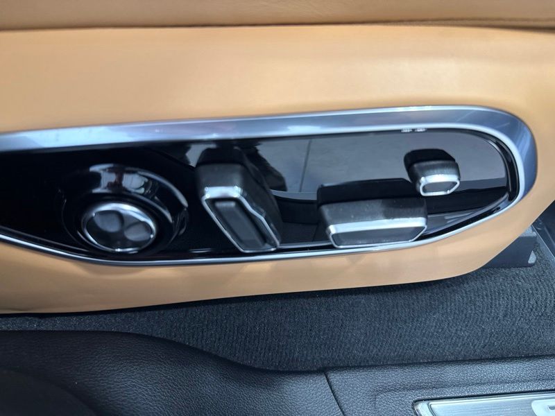 Used 2025 Jeep Grand Cherokee SUV