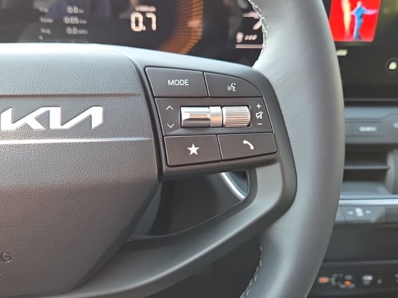 New 2026 Kia K4 Hatchback Hatchback