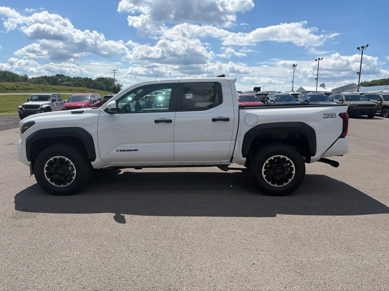 2026 Toyota Tacoma TRD Off Road - Photo 8