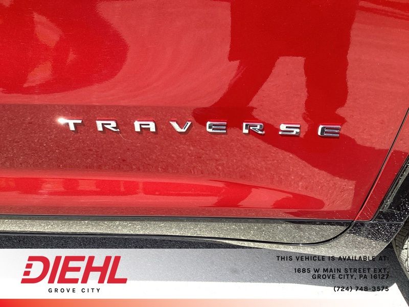 Used 2024 Chevrolet Traverse SUV