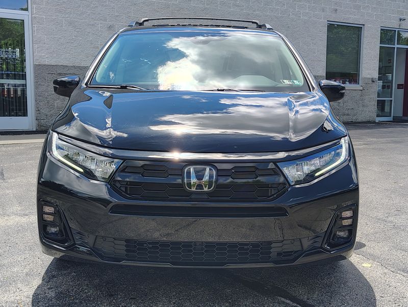 Used 2025 Honda Odyssey Van