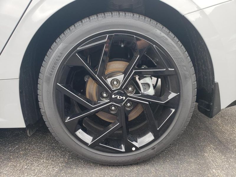 New 2026 Kia K5 Sedan