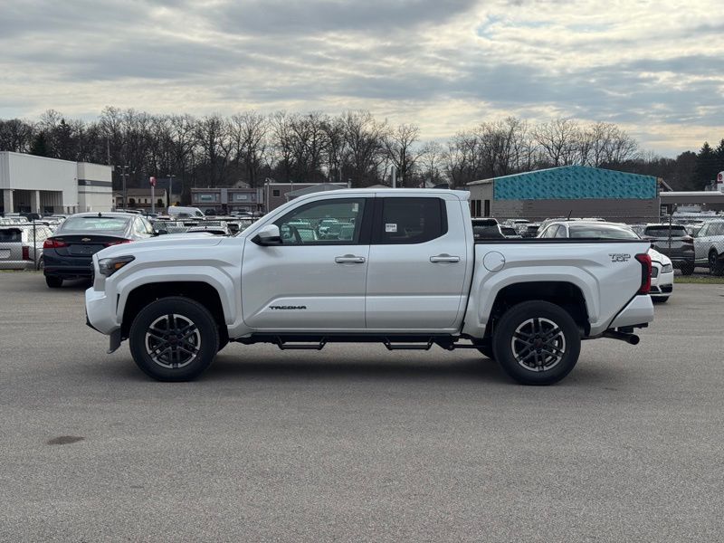 2026 Toyota Tacoma TRD Sport - Photo 6