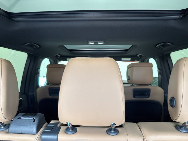 Used 2025 Land rover Discovery SUV