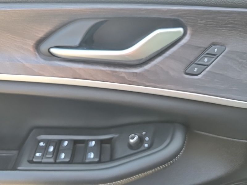 Used 2023 Jeep Grand Cherokee L SUV