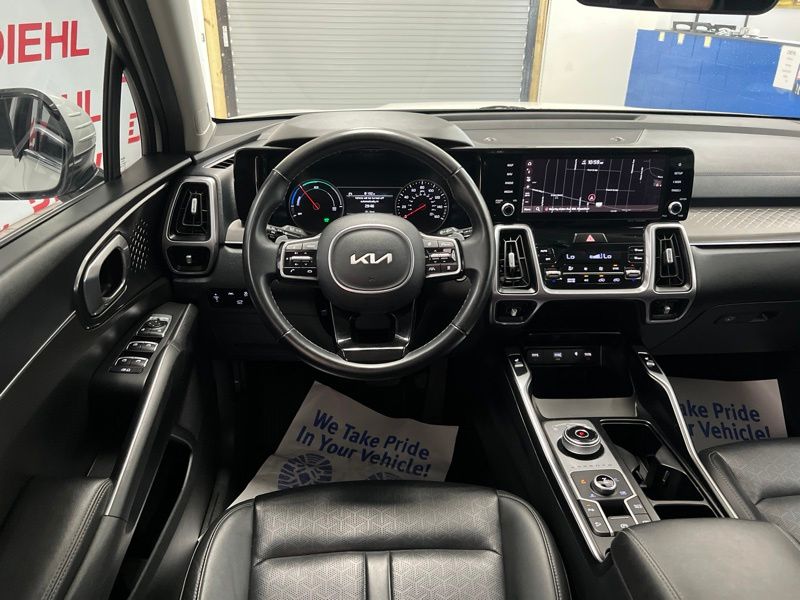 Used 2023 Kia Sorento Hybrid SUV
