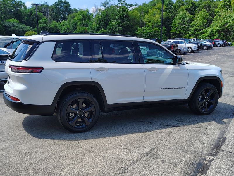 Used 2025 Jeep Grand Cherokee L SUV