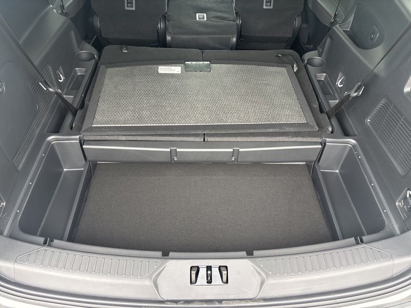 Used 2025 Ford Explorer SUV