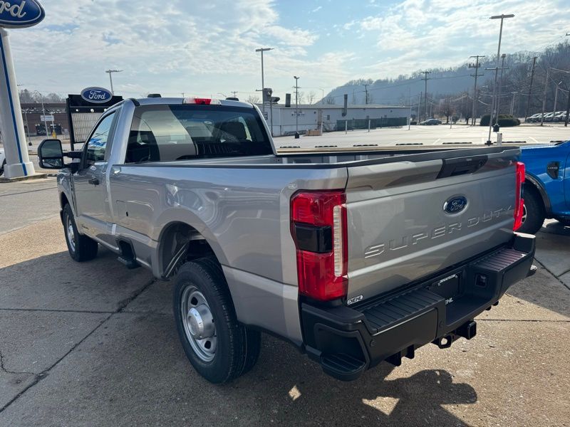 New 2024 Ford F-350SD Truck