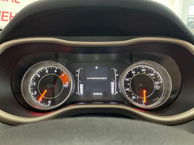 Used 2016 Jeep Cherokee SUV