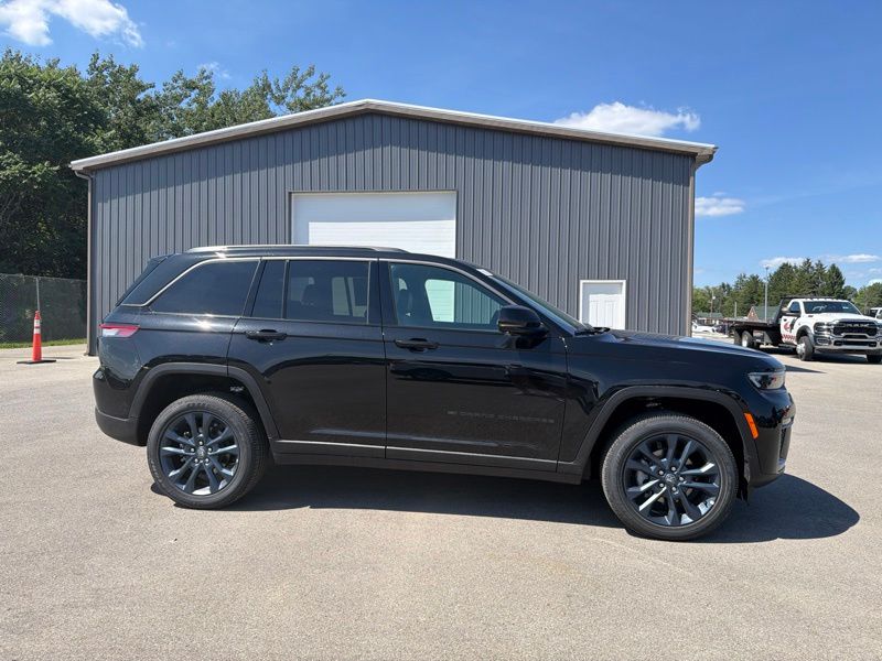 New 2026 Jeep Grand Cherokee SUV