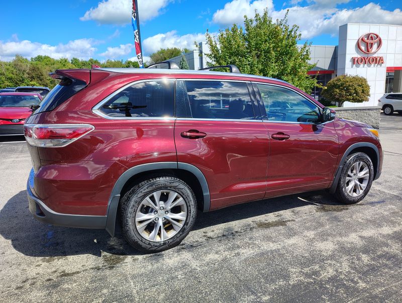 Used 2015 Toyota Highlander SUV