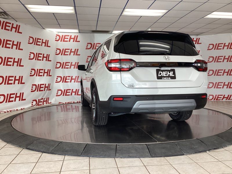Used 2025 Honda Pilot SUV