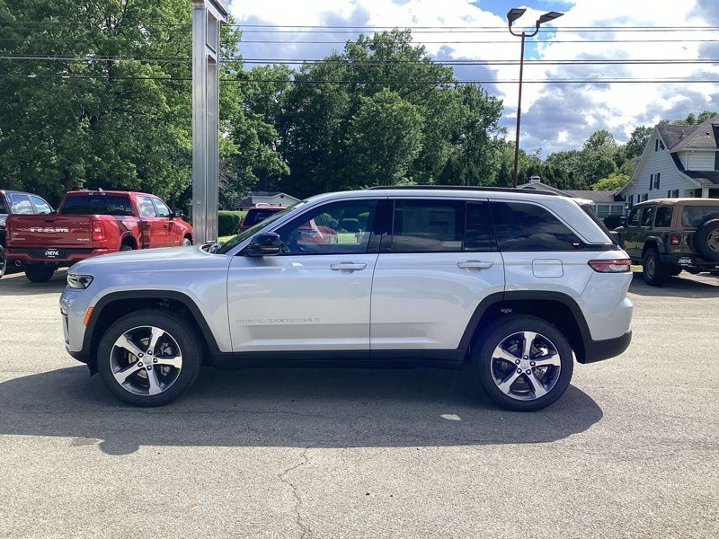 New 2026 Jeep Grand Cherokee SUV