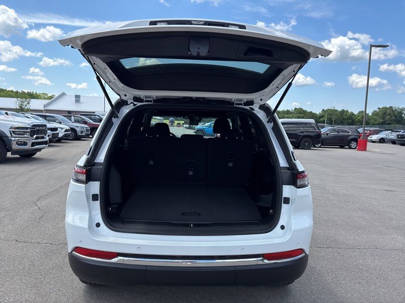 New 2026 Jeep Grand Cherokee SUV