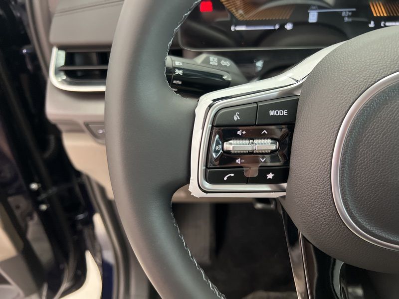 New 2026 Kia Carnival MPV Van