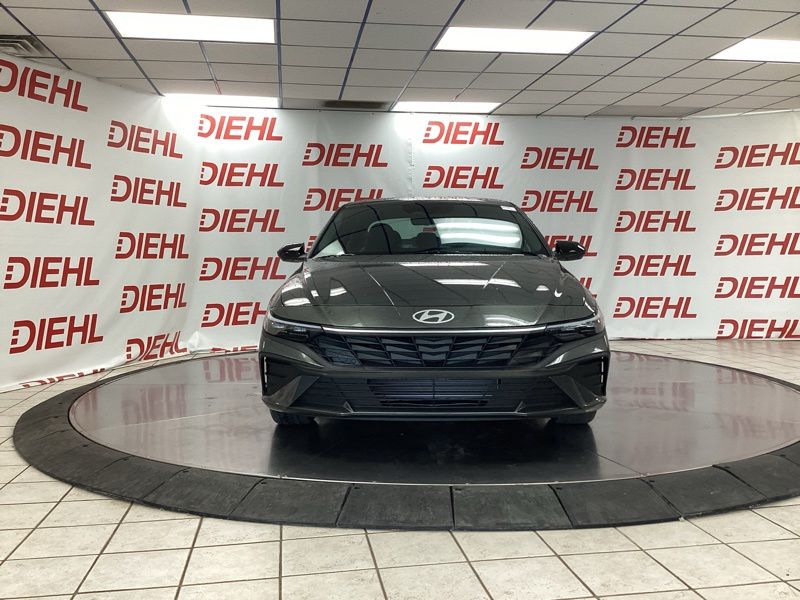 New 2026 Hyundai Elantra Sedan