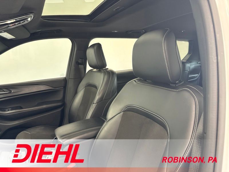 Used 2023 Jeep Grand Cherokee L SUV