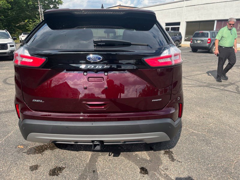Used 2024 Ford Edge SUV