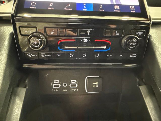 Used 2025 Jeep Grand Cherokee SUV