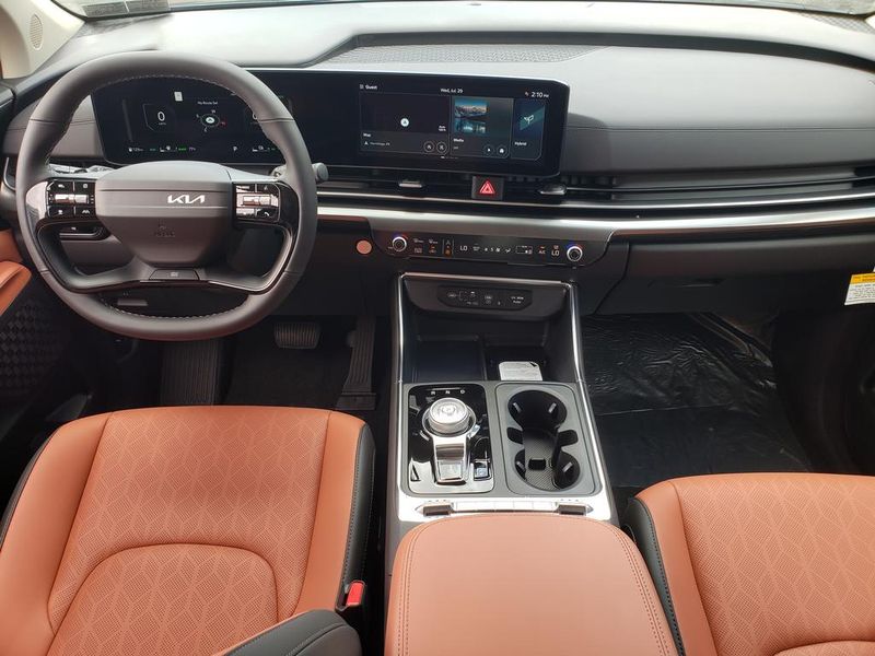New 2027 Kia Carnival MPV Hybrid Van