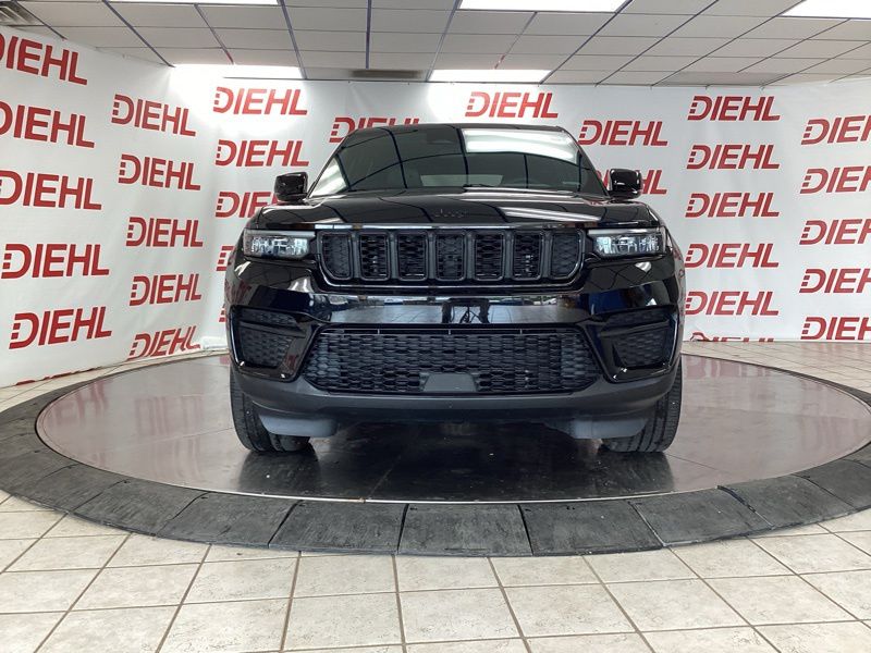 Used 2024 Jeep Grand Cherokee SUV