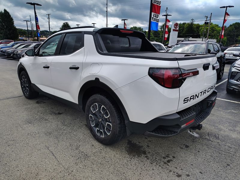 Used 2024 Hyundai Santa Cruz Truck