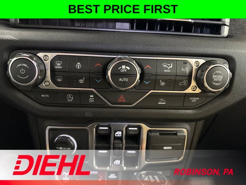 New 2026 Jeep Wrangler SUV