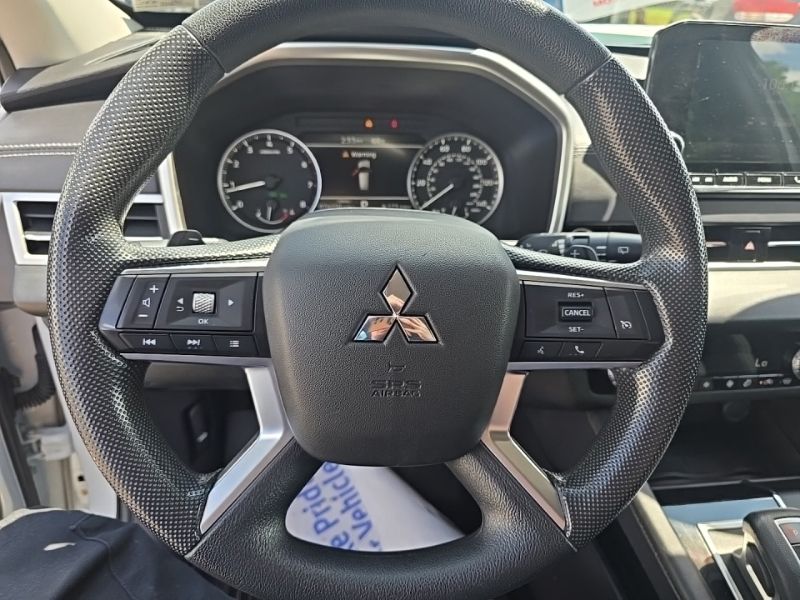 Used 2023 Mitsubishi Outlander SUV