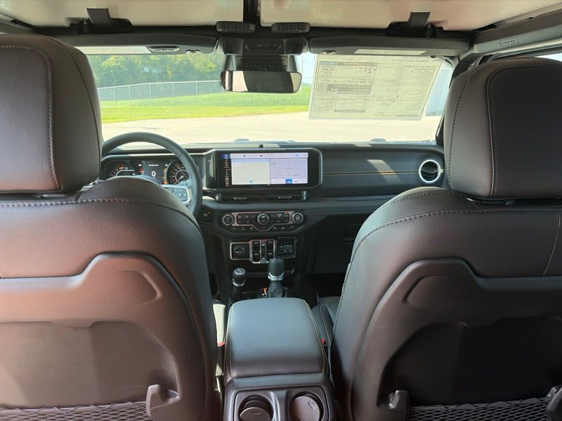 New 2026 Jeep Wrangler SUV