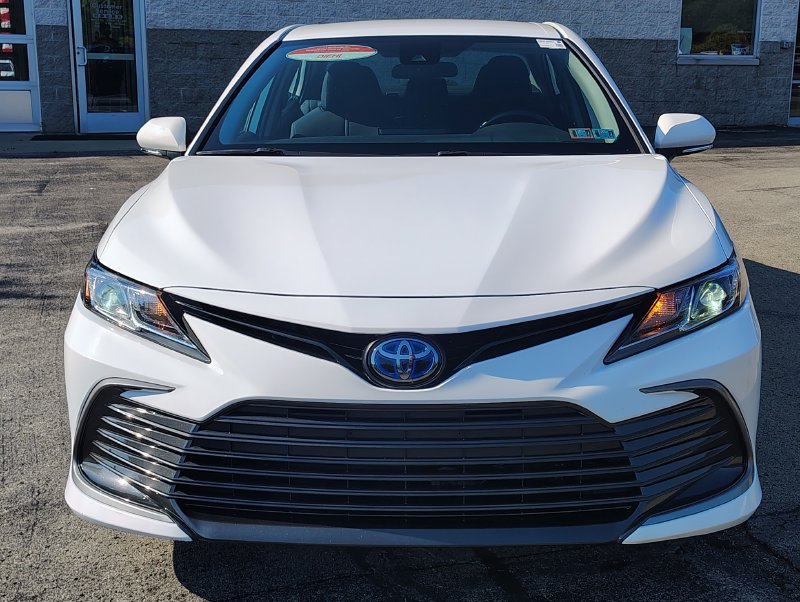 Used 2022 Toyota Camry Hybrid Sedan