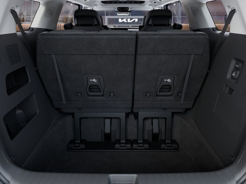 New 2026 Kia Carnival MPV Van