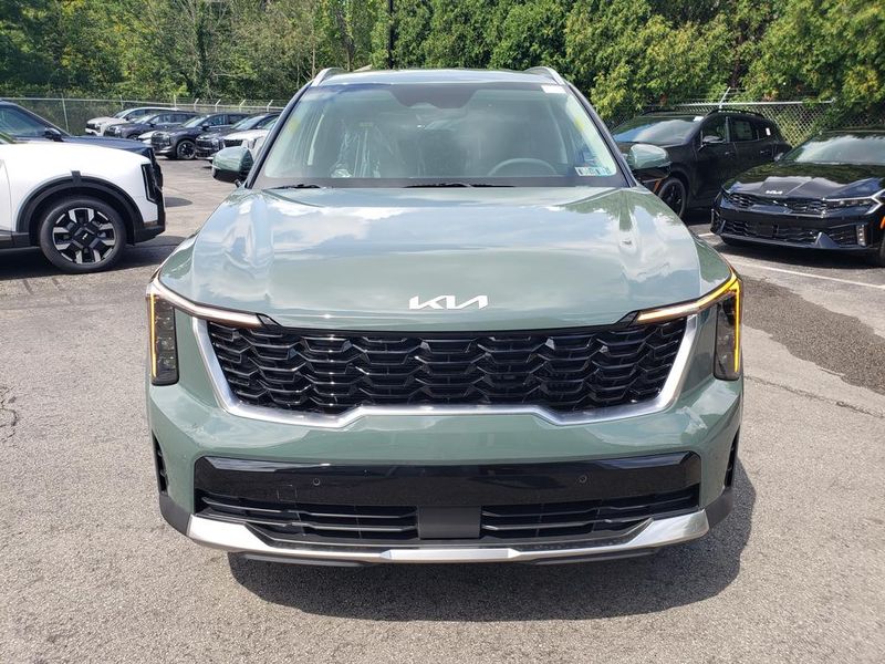 New 2026 Kia Sorento Hybrid SUV