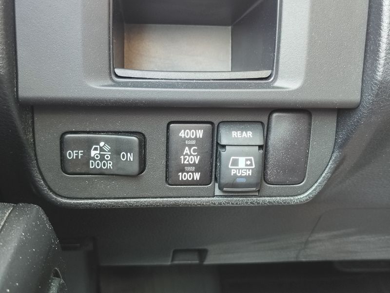 Used 2017 Toyota Tacoma Truck
