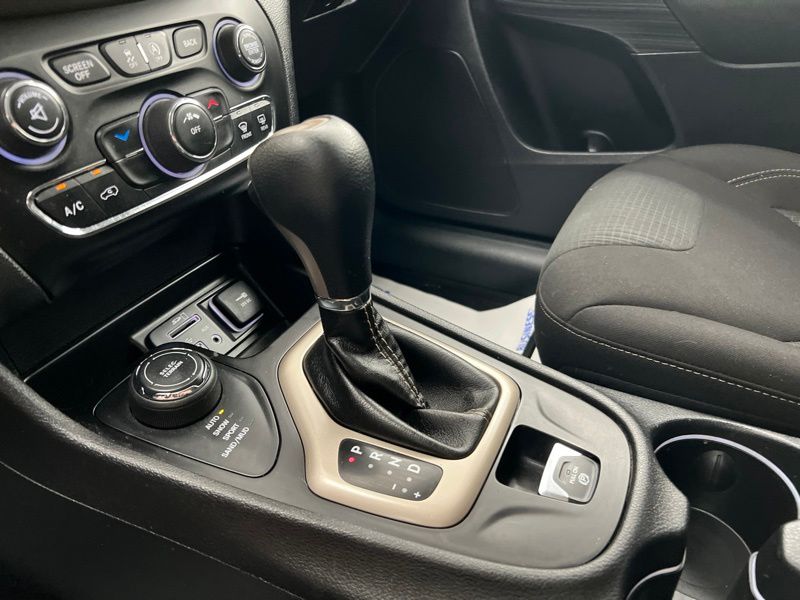 Used 2017 Jeep Cherokee SUV