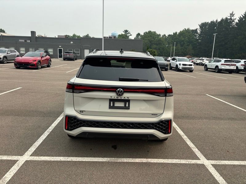 New 2026 Volkswagen Tiguan SUV