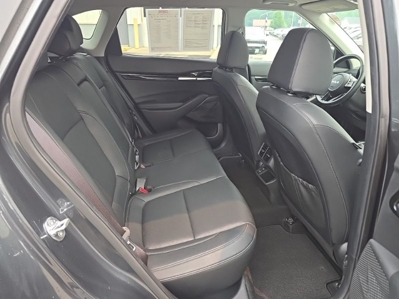 Used 2024 Kia Seltos SUV