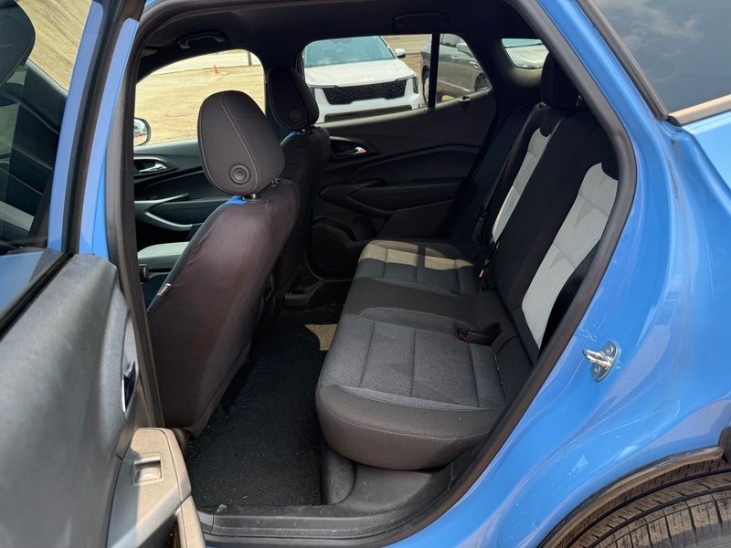 Used 2024 Chevrolet Trax SUV