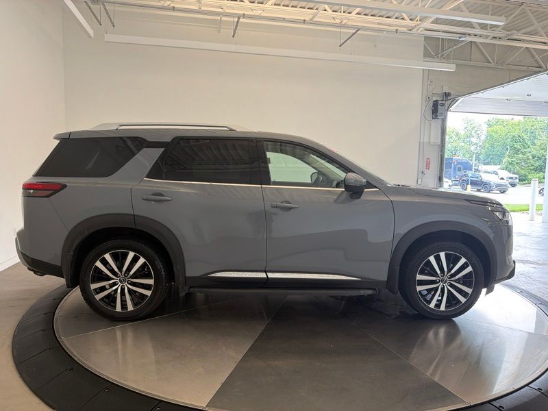 Used 2023 Nissan Pathfinder SUV
