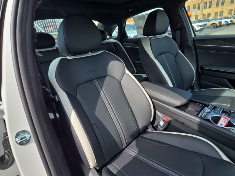 New 2026 Kia K5 Sedan
