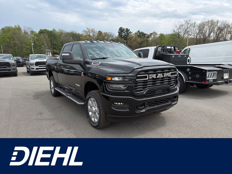 Diamond Black Crystal Pearlcoat 2026 RAM 2500 Big Horn Crew Cab 4WD Pickup Truck Four-Wheel Drive 8-Speed Automatic